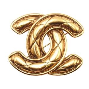 Pre-Loved Chanel Gold Plated CC Quilted Brooch